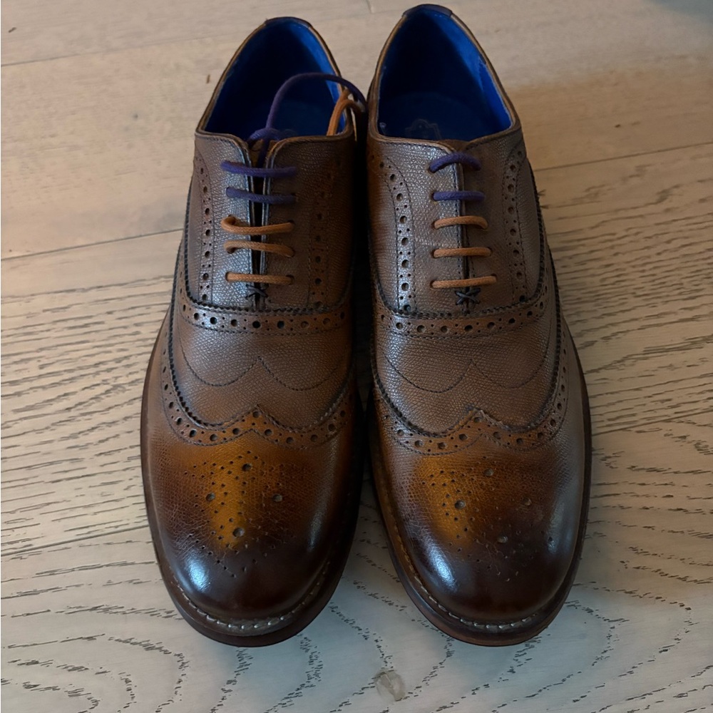 Ted Baker Men's Brown Brogue Dress Shoes (never worn but no tags)